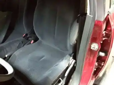 Sloopvoertuig citroen c4 berlina collection van het jaar 2007 aangedreven 9hx