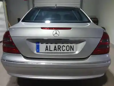 Veículo de Sucata mercedes-benz clase e (w211) berlina e 270 cdi (211.016) do ano 2004 alimentado 647961