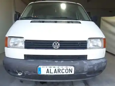 Veicolo di demolizione VOLKSWAGEN T4 TRANSPORTER/FURGONETA (MOD. 1991) Caja cerrada dell'anno 1999 alimentato ABL
