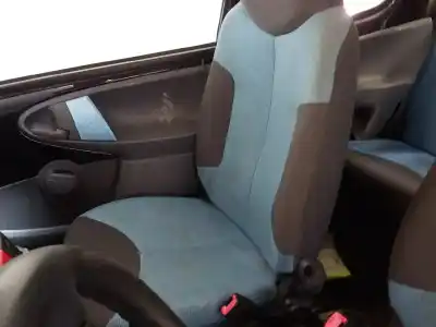 Veículo de Sucata peugeot 107 urban move do ano 2009 alimentado cfa