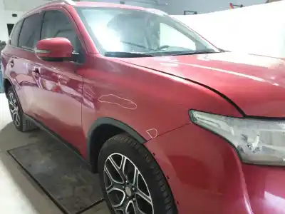 Sloopvoertuig mitsubishi outlander (gf0) kaiteki 4wd van het jaar 2012 aangedreven 1000c812