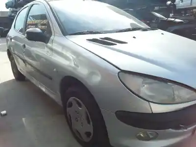 Scrapping Vehicle peugeot 206 berlina xt of the year 2003 powered 8hx