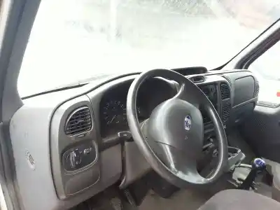 Scrapping Vehicle ford transit caja cerrada, media (fy) (2000 =>) ft 300 2.0 of the year 2001 powered f3fa