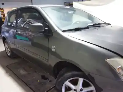 Здавання транспортного засобу toyota corolla (e12) 2.0 d-4d linea luna berlina року 2002 потужний 1cdftv