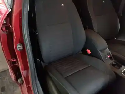 Veículo de Sucata renault megane iii sport tourer limited do ano 2014 alimentado k9k836