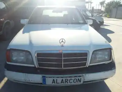 Verschrottungsfahrzeug MERCEDES-BENZ CLASE C (W202) BERLINA 250 Diesel (202.125) des Jahres 1993 angetrieben 605910