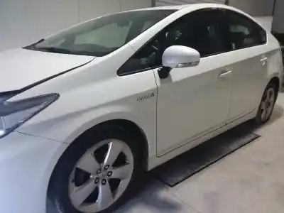 Sloopvoertuig toyota prius (nhw30) plug-in hybrid advance van het jaar 2011 aangedreven 2zrfxe