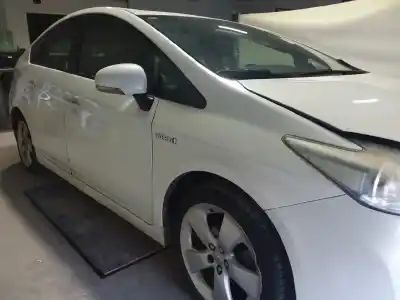 Sloopvoertuig toyota prius (nhw30) plug-in hybrid advance van het jaar 2011 aangedreven 2zrfxe