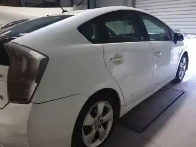 Sloopvoertuig toyota prius (nhw30) plug-in hybrid advance van het jaar 2011 aangedreven 2zrfxe