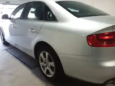 Veículo de Sucata audi a4 berlina (b8) básico do ano 2009 alimentado caga