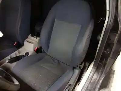 Veículo de Sucata ford focus berlina (cap) sport do ano 2005 alimentado g6da