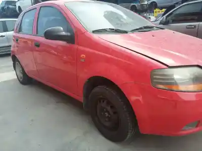 Veículo de Sucata daewoo kalos 1.4 se do ano 2003 alimentado lx5