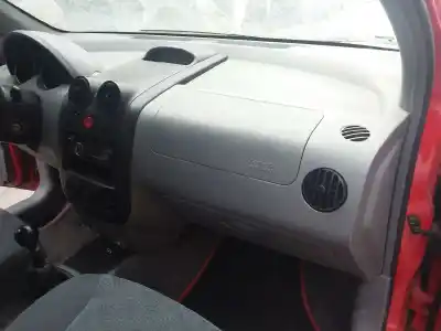 Veículo de Sucata daewoo kalos 1.4 se do ano 2003 alimentado lx5