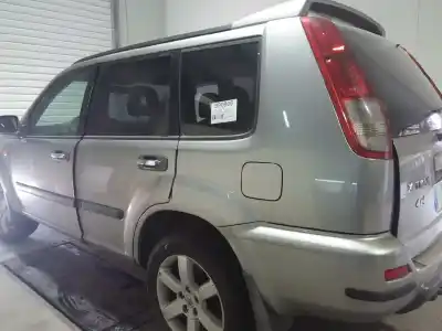Veículo de Sucata nissan x-trail (t30) sport plus do ano 2001 alimentado yd22eti