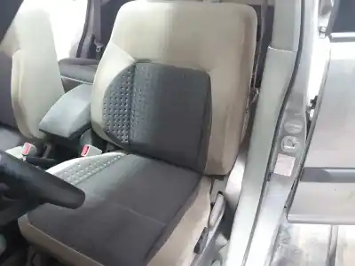 Veículo de Sucata nissan x-trail (t30) sport plus do ano 2001 alimentado yd22eti