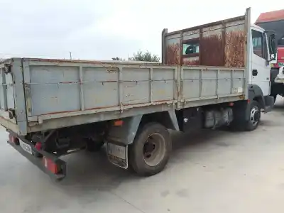 Veículo de Sucata nissan atleon 120 .. do ano 2002 alimentado bd30