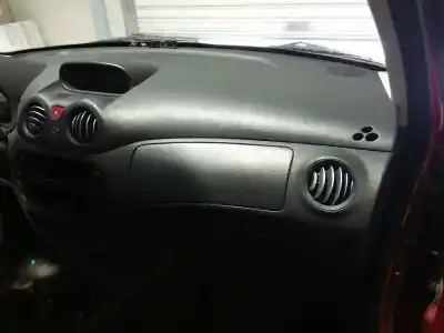 Veículo de Sucata citroen c3 1.1 collection do ano 2004 alimentado hfxtu1jp