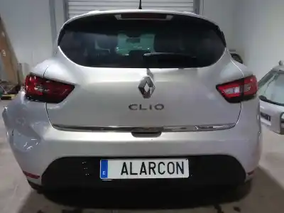 Vehículo de desguace RENAULT CLIO IV Business del año 2015 con motor 