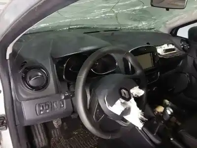 Veicolo di demolizione renault clio iv business dell'anno 2015 alimentato 