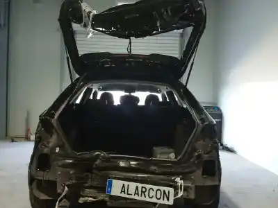 Veicolo di demolizione audi a3 sportback (8va) attraction dell'anno 2015 alimentato crkb