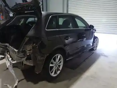 Veicolo di demolizione audi a3 sportback (8va) attraction dell'anno 2015 alimentato crkb