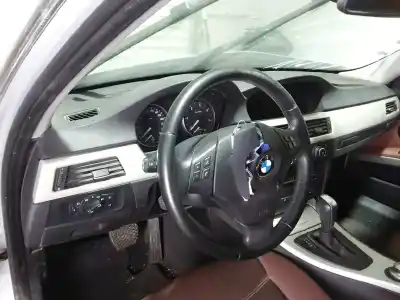 Veículo de Sucata bmw serie 3 touring (e91) 325d do ano 2007 alimentado 306d3