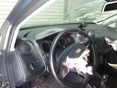 Здавання транспортного засобу seat ibiza (6j5) fr року 2014 потужний cayc