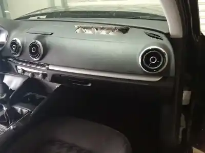 Veículo de Sucata audi a3 sportback (8va) attraction do ano 2016 alimentado cxxb