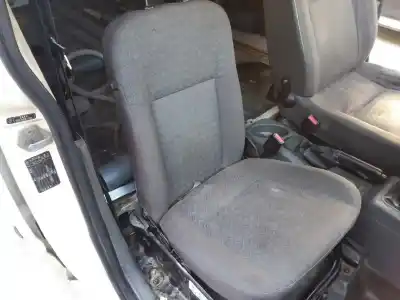 Здавання транспортного засобу ford transit connect (tc7) furg. року 2005 потужний bhpa