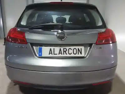 Sloopvoertuig opel insignia sports tourer edition van het jaar 2010 aangedreven a20dt