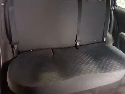 Scrapping Vehicle nissan micra (k12e) acenta of the year 2003 powered cr12de