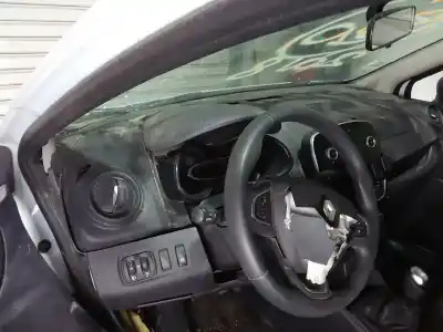 Veicolo di demolizione renault clio iv authentique dell'anno 2012 alimentato k9k628