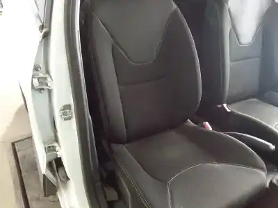 Veicolo di demolizione renault clio iv authentique dell'anno 2012 alimentato k9k628