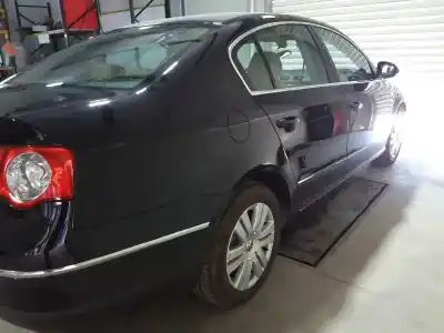 Vehículo de desguace volkswagen passat berlina (3c2) highline del año 2007 con motor bkp