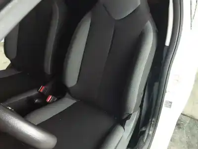 Vehicul casat peugeot 108 active al anului 2014 alimentat 1kr