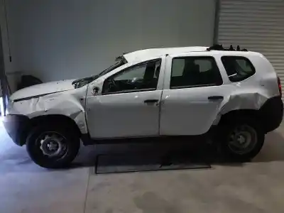 Sloopvoertuig dacia duster adventure van het jaar 2013 aangedreven k9k892
