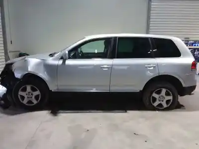 Здавання транспортного засобу volkswagen touareg (7la, 7l6, 7l7) 2.5 r5 tdi року 2004 потужний bac