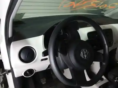 Veículo de Sucata volkswagen up (121) move up do ano 2013 alimentado chya