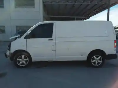 Scrapping Vehicle volkswagen                                         t5 transporter (7e)                                                                                                                                                                                                                                        kasten serviceprofi                                                                                                                                                                                                                                        of the year 2014 powered caac