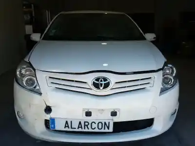 Veículo de Sucata TOYOTA AURIS Live do ano 2012 alimentado 1NDTV