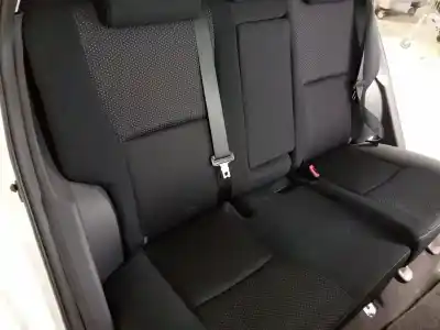 Veículo de Sucata toyota auris live do ano 2012 alimentado 1ndtv