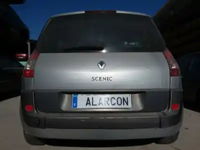 Sloopvoertuig renault scenic ii exception van het jaar 2005 aangedreven k9k728