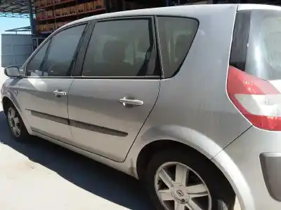 Sloopvoertuig renault scenic ii exception van het jaar 2005 aangedreven k9k728