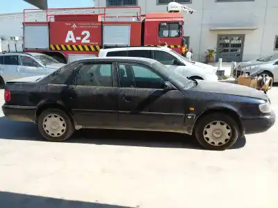 Veicolo di demolizione audi a6 berlina (c4) básico dell'anno 1996 alimentato aar