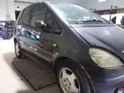 Sloopvoertuig mercedes-benz clase a (w168) 160 (168.033) van het jaar 1998 aangedreven 166960