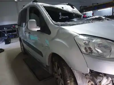 Veículo de Sucata peugeot partner kombi outdoor do ano 2009 alimentado 9h01 / 9hz