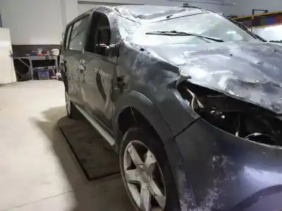 Véhicule à la ferraille dacia                                              sandero                                                                                                                                                                                                                                                    stepway                                                                                                                                                                                                                                                    de l'année 2012 alimenté k9k892