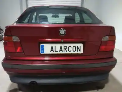 Sloopvoertuig bmw serie 3 berlina (e36) 316i van het jaar 1997 aangedreven g164e2