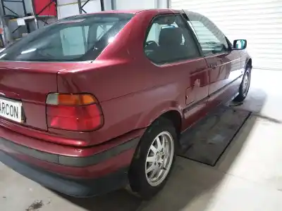 Sloopvoertuig bmw serie 3 berlina (e36) 316i van het jaar 1997 aangedreven g164e2