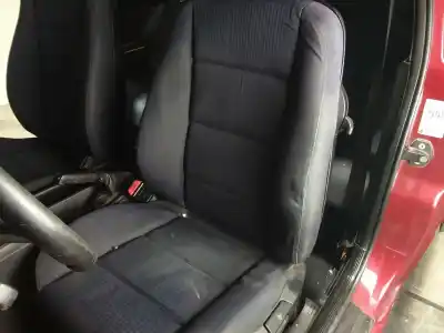 Sloopvoertuig bmw serie 3 berlina (e36) 316i van het jaar 1997 aangedreven g164e2